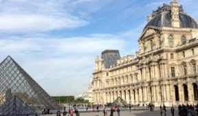 Organisation d'une convention au musée du Louvre